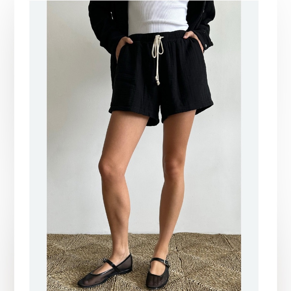 DONNI. Black Women's Shorts